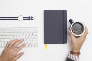 Free Photo of office, desk, hands