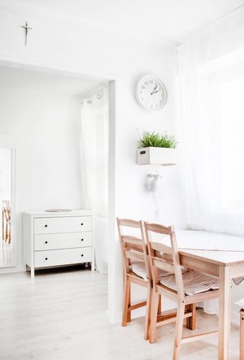Free Photo of office, minimal, white