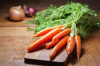 Free Photo of onion, carrots, fresh