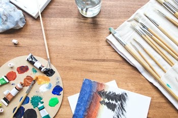 Free Photo of paint, supplies, desk