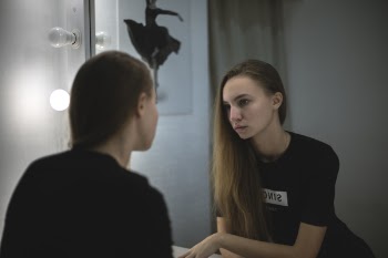 Free Photo of people, woman, mirror