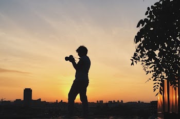 Free Photo of person, photographer, silhouette
