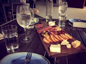 Free Photo of platter, food, dinner