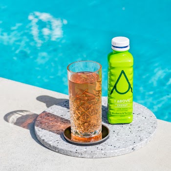 Free Photo of poolside, summer, drink