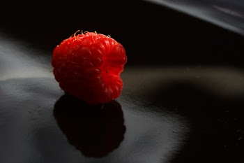 Free Photo of red, raspberry, raspberries
