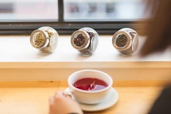 Free Photo of red, tea leaves, cup
