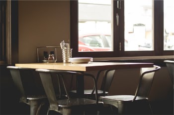 Free Photo of restaurant, table, chairs