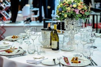 Free Photo of restaurant, table, setup