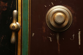 Free Photo of safe, vault, combination