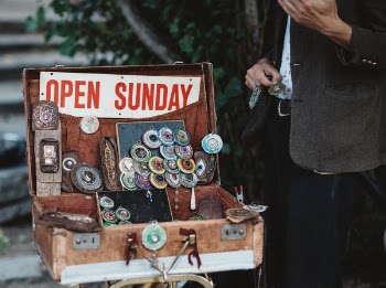 Free Photo of sell, necklace, box