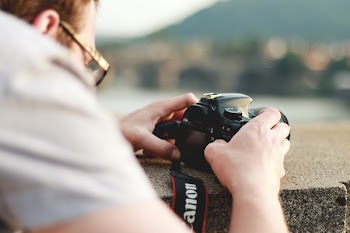 Free Photo of setting-up, canon, camera