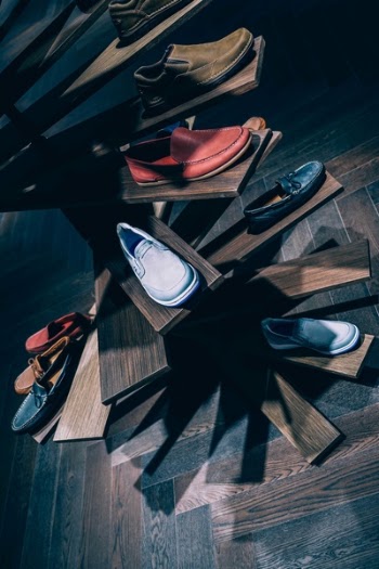 Free Photo of shoe, rack, shelf