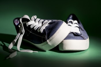 Free Photo of shoes, sneakers, laces