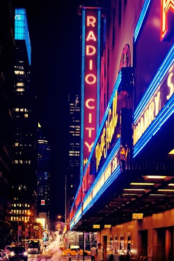 Free Photo of signage, architecture, buildings