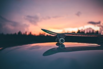 Free Photo of skateboard, games, reflection