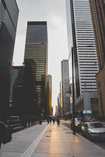 Free Photo of skyscraper, city, street