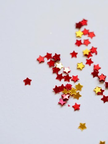 Free Photo of stars, desk, close up