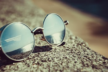 Free Photo of sunglasses, reflection, summer