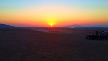 Free Photo of #Sunrise, #safari #desert #clearsky