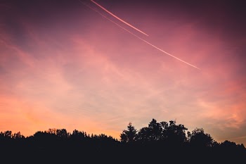 Free Photo of sunset, dusk, contrails