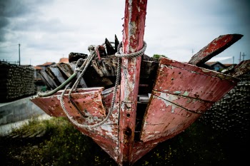 Free Photo of things, boat, wreckage
