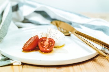 Free Photo of tomato, oil, food