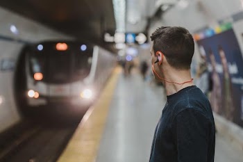 Free Photo of train, ariive, station