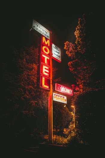 Free Photo of trees, post, motel