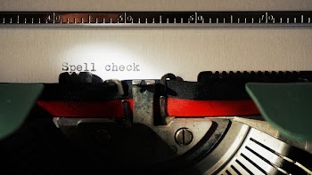 Free Photo of typewriter, typing, vintage