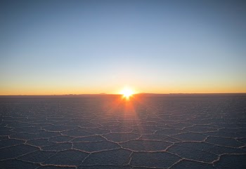 Free Photo of Uyuni Salt Flats, Bolivia, sunrise