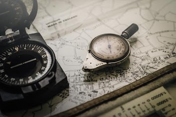 Free Photo of vintage, compass, map