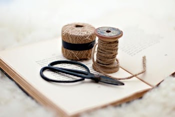Free Photo of vintage, packaging, scissors