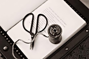 Free Photo of vintage, sewing, kit