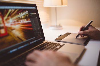 Free Photo of wacom, computer, working