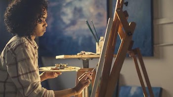 Free Photo of woman, artist, painter