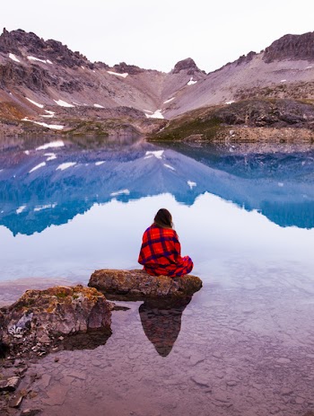 Free Photo of woman, blanket, lake