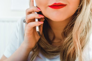 Free Photo of woman, holding, mobile