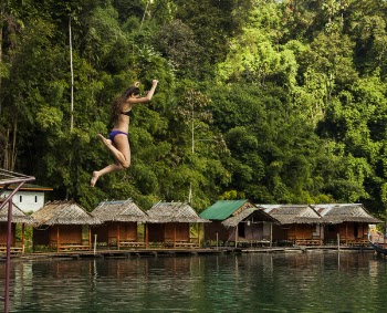 Free Photo of woman, jumping, water