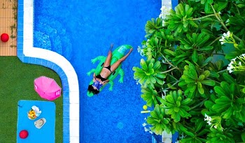 Free Photo of woman, pool, blue