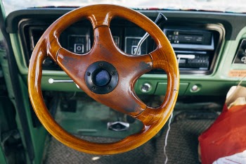 Free Photo of wood grain, steering wheel, car