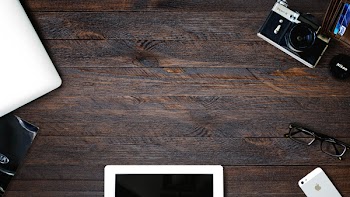 Free Photo of wood, iphone, mobile