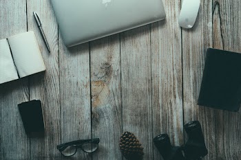 Free Photo of wood, notepad, pen