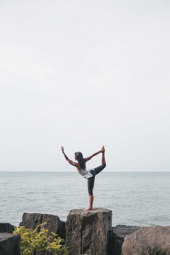 Free Photo of yoga, stretch, ocean
