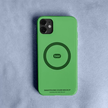 Free Smartphone Cover Mockup