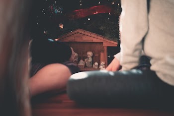 Free stock photo of blurred background, christmas decor, christmas lights