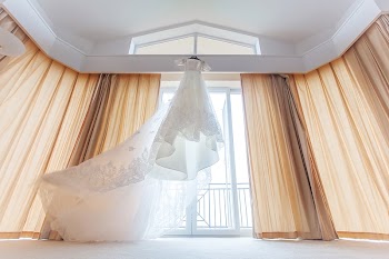 Free white wedding dress image, | Free Photo - rawpixel