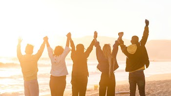 Freedom people background, happiness and hope… | Free stock photo | High Resolution image