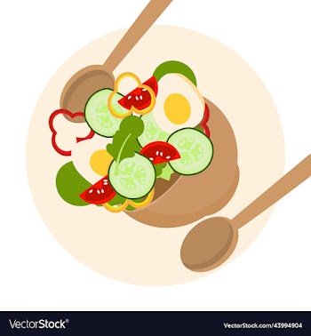 fresh bell pepper and egg salad in the wooden bowl