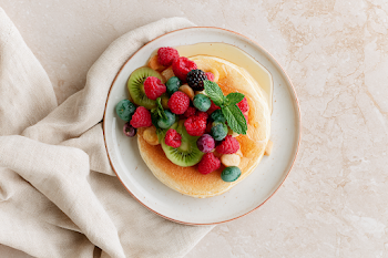 Fresh Berry Pancakes for a Healthy Summer Breakfast