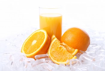 Fresh orange juice Free Photo